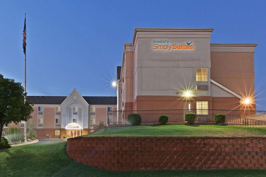 Sonesta Simply Suites Oklahoma City Airport Extérieur photo